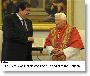 Garcia and Pope Benedict 2 - dec-09