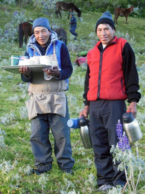 Expedition cooks Pablo and Humberto