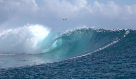 Ocean images with waves